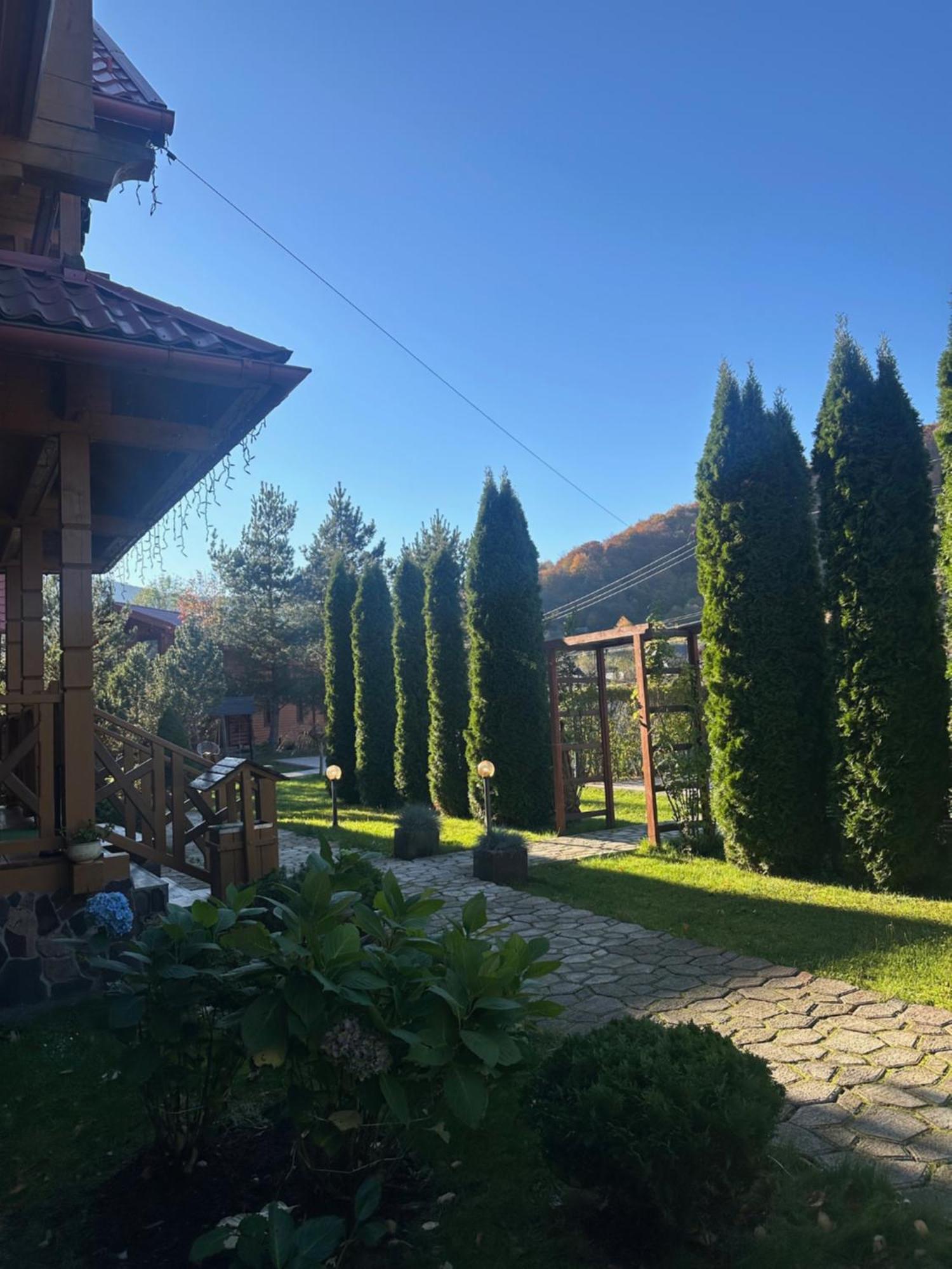 מיקוליצ'ין Villa Затишна De Luxe מראה חיצוני תמונה